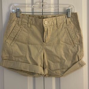 Calvin Klein Jeans Women’s SZ 2 Beige 4 Pocket Shorts
